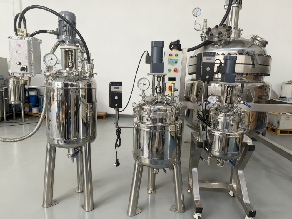 stainless steel reactors.jpg